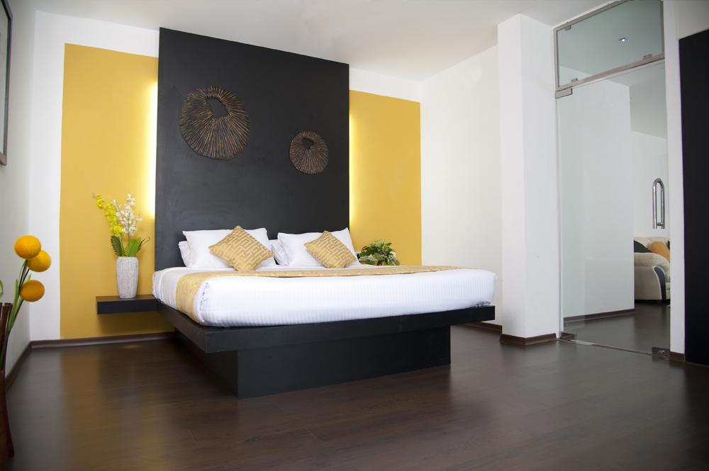 Aquarock Hotel Kazhakuttam エクステリア 写真